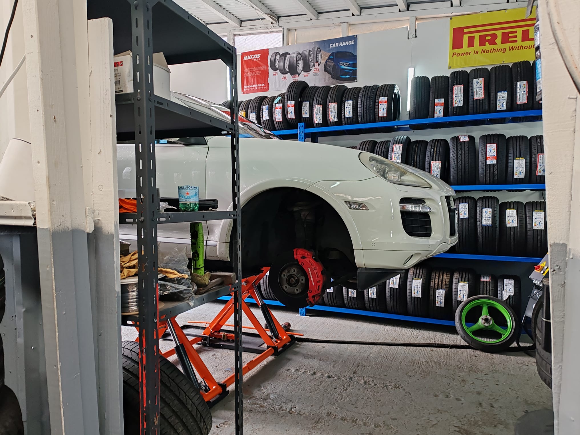 Tech & Tyres depot Melksham