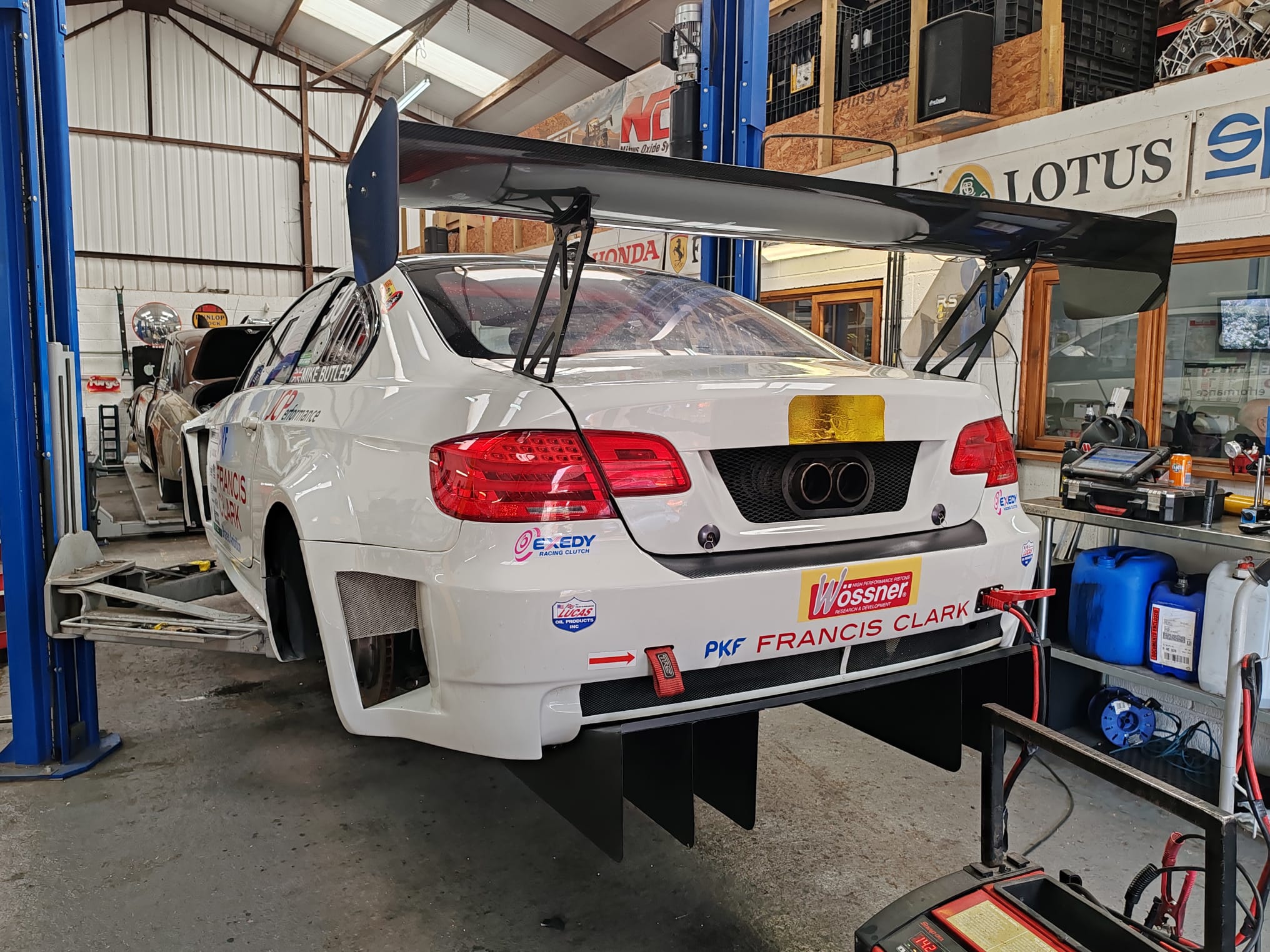 Race car servicing Wiltshire